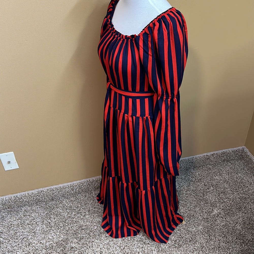 ❤️ NWT Hayden Tiered Midi Dress - Picture 2 of 5